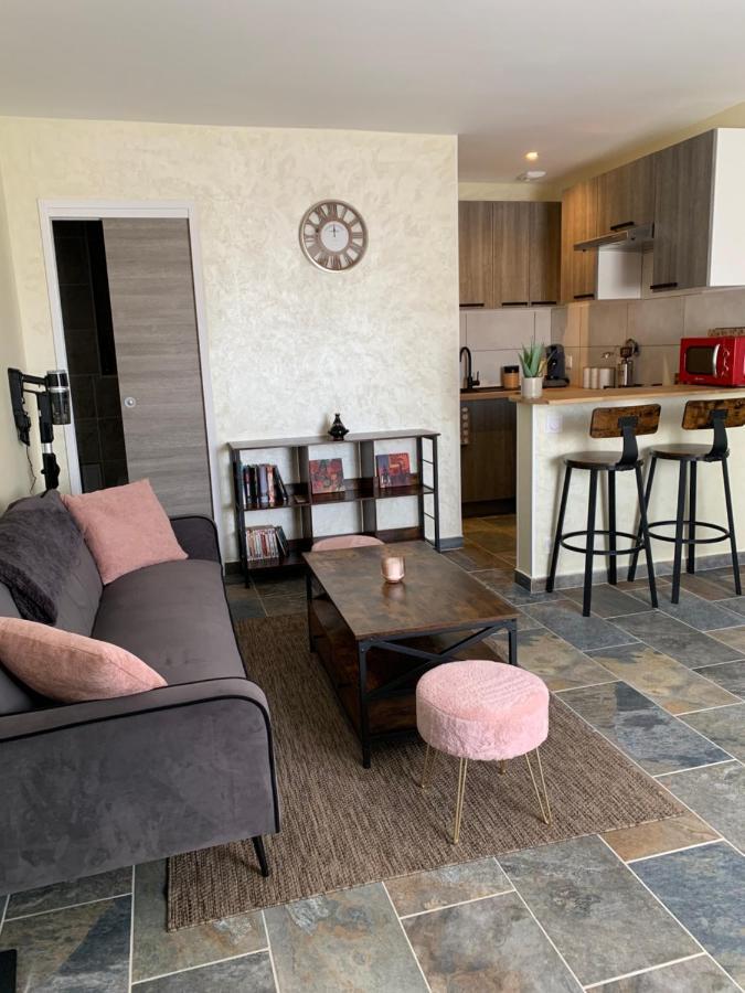 Studio Independant Avec Piscine Et Jardin L'Abergement-Sainte-Colombe Екстериор снимка